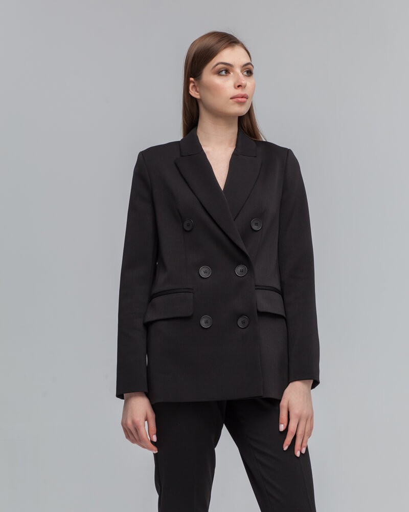 Жакет JA004, цвет: Черный Allweneed Двубортный жакет послужит удачным дополнением не только к офисным нарядам, но и к повседневным образам.