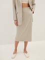 Юбка-карандаш миди, цвет: бежевая гусиная лапка Allweneed
Юбка-карандаш с длины миди со шлицей на спинке. Застежка на потайную молнию сзади и два кармана. Посадка на уровне талии, поэтому модель будет смотреться хорошо на любой фигуре. Этот фасон один из самых любимых у наших клиентов. Носите каждый день в офис с жакетами, а вечером с шелковым топом. Три оттенка для вас: мятный, молочный и бежевый в гусиную лапку.
На модели размер XS
