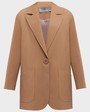 Жакет однобортный свободного кроя, цвет: бежевый Allweneed Однобортный жакет свободного кроя из фактурной ткани с содержанием шерсти, - еще одна вариация любимого всеми стиля smart-casual. Расслабленный силуэт данной модели отлично подойдет для создания повседневных образов.
На модели размер XS