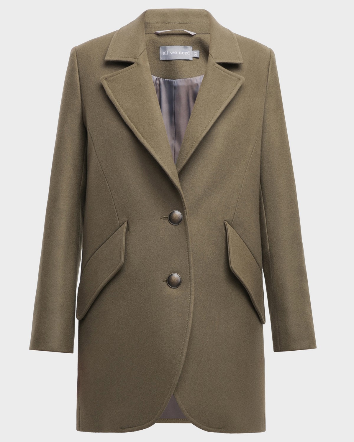 Пальто-жакет прямого силуэта с металлическими пуговицами и втачаным рукавом и клапанами на карманах. Выполнено из плотной шерсти на подкладе с декоративными отстрочками по всему изделию и шлицей сзади.
Современный крой пальто подчеркивает женственность и позволяет создавать трендовые образы как в деловом, так и в романтичном стиле

На модели размер XS