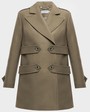 Пальто CO039, цвет: хаки Allweneed Укороченное двубортное пальто силуэта трапеция с застежкой на кнопки дополнено декоративными пуговицами, хлястиками и погонами. Стильная альтернатива пальто-жакету, которое подойдет как миниатюрным девушкам, так и девушкам среднего и высокого роста
На модели размер XS
