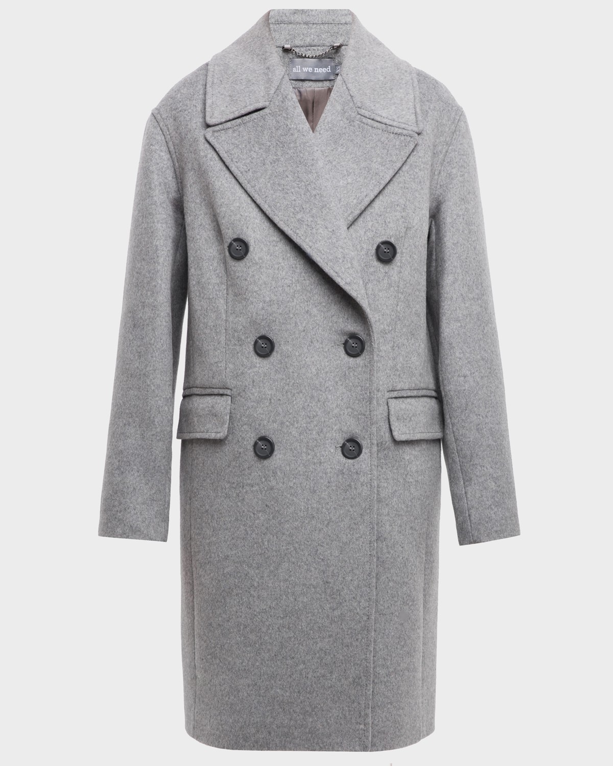 Укороченное двубортное пальто прямого кроя. Модель с английским воротником, дополнена пуговицами и клапанами на карманах. Декоративные отстрочки добавляют фактурыи делают лаконичное изделие стильным.

На модели размер XS