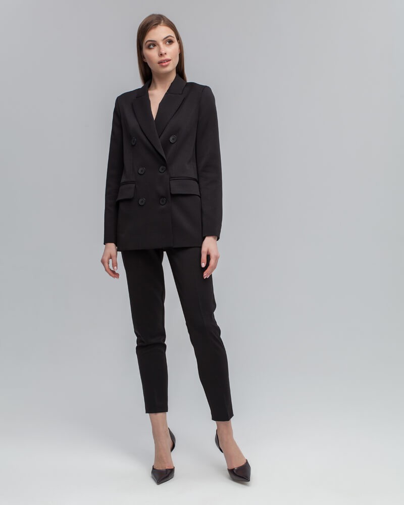 Жакет JA004, цвет: Черный Allweneed Двубортный жакет послужит удачным дополнением не только к офисным нарядам, но и к повседневным образам.