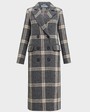 Пальто прямого кроя с хлястиком на спинке, цвет: серо-бежевая клетка Allweneed Двубортное пальто прямого кроя длины миди из плотной шерсти на подкладе с двумя шлицами. Доволнено хлястиком на спинке.
Структурированный силуэт пальто идеально подойдет для создания деловых образов на каждый день.
На модели размер XS