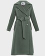 Пальто-тренч Ashlie формы-трапеция, цвет: оливковый Allweneed Пальто-тренч с втачанным рукавом классической посадки. Дополнено поясом из основного материала с металлической пряжкой и пуговицами в тон. За счет рельефов и формы трапеция, расширяющейся к низу, пальто создает женственный и утонченный силуэт.
На модели размер XS