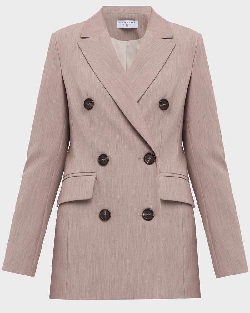 Жакет JA003-1, цвет: какао Allweneed Слегкаприталенный двубортный жакет послужит удачным дополнением не только к деловым нарядам, но и к повседневным образам.Незаменимый элемент базового гардероба, который легко сочетать с брюками, юбками, платьями и денимом.