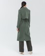 Пальто-тренч классической посадки Dandy NEW, цвет: оливковый Allweneed Пальто-тренч классической посадки по фигуре с втачанным рукавом. Дополнено кокеткой на спинке, поясом с обтяжной пряжкой и пуговицами в тон изделия. Модель-бестселлер в стиле милитари разнообразит гардероб и внесёт долю дерзости в повседневные образы.
На модели размер XS