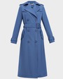 Тренч классической посадки с втачным плечом, дополнен поясом с фурнитурой в тон изделия. Незаменимая вещь для яркихпрогулок