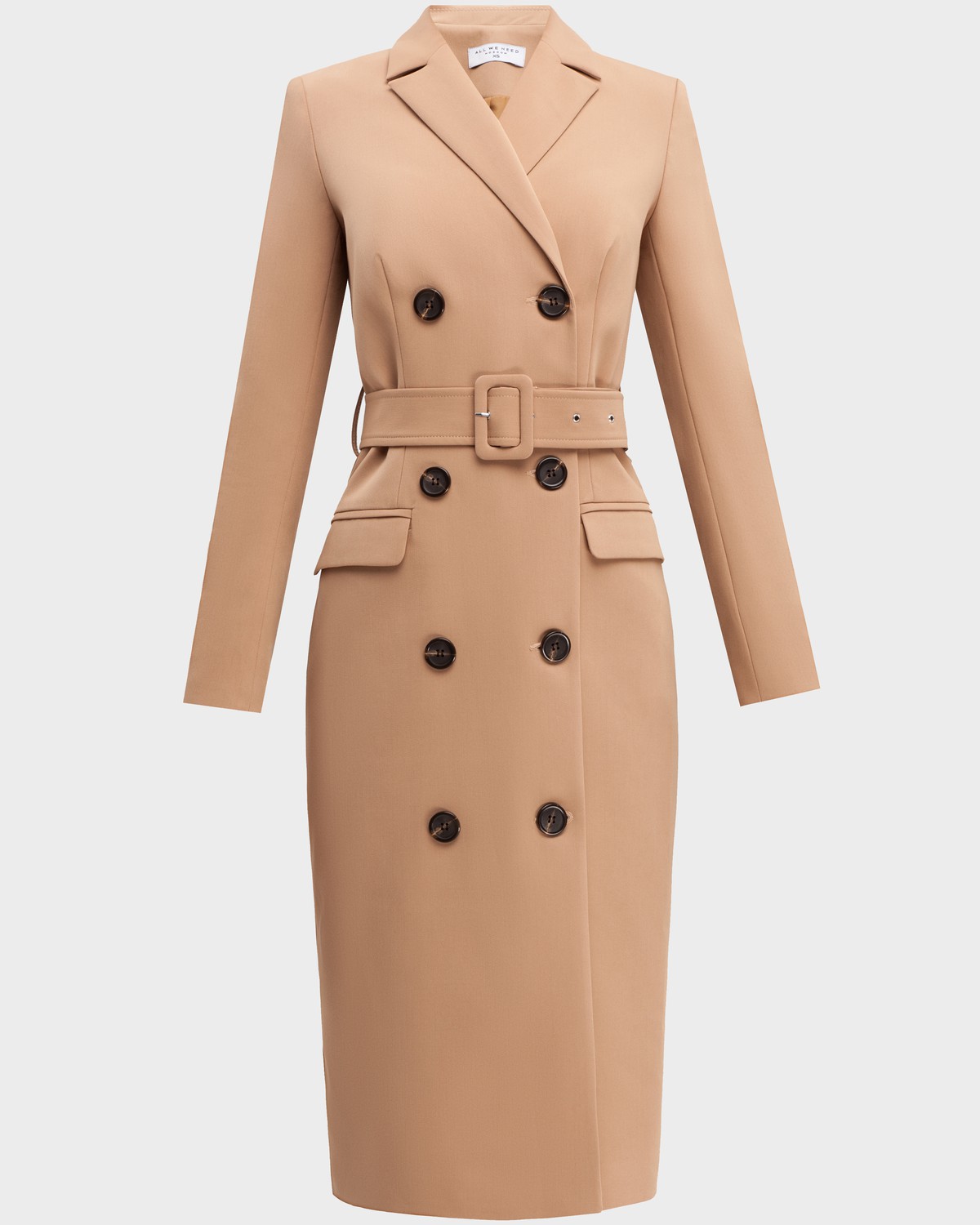 Платье DR045, цвет: кэмел Allweneed Двубортное платье-жакет длины миди с посадкой по фигуре. Дополнено поясом в тон с обтяжной пряжкой в тон и клапанами на карманах. С ним Вы можете собрать элегантый, вечерный или деловыйобраз.