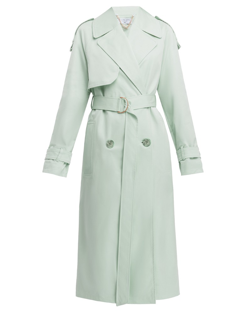 Тренч классической посадки с рукавом реглан. Дополнен погонами, патами на рукавах и поясом в тон изделия с металлической пряжкой. Выполнен из плащевой ткани с добавалением хлопка, на подкладке. Защитит от ветра весенними вечерами.