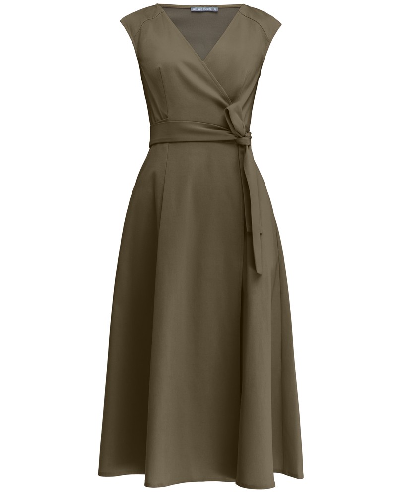 Платье DR031, цвет: хаки Allweneed Платье на запах с юбкой солнце выполнено из легкого хлопка. Фиксируется на потайной пояс внутри изделия. Данный силуэт платья подчеркивает фигуру и приближает ее к идеальным песочным часам.