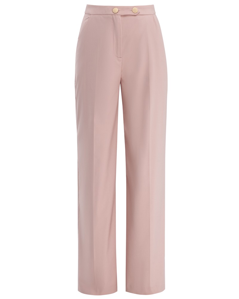 Широкие брюки на высокой талии с затёжкой на две пуговицы и молнию. В сочетаниис обувью на каблуках удлиняют ноги и вытягивают рост.

На модели размер XS