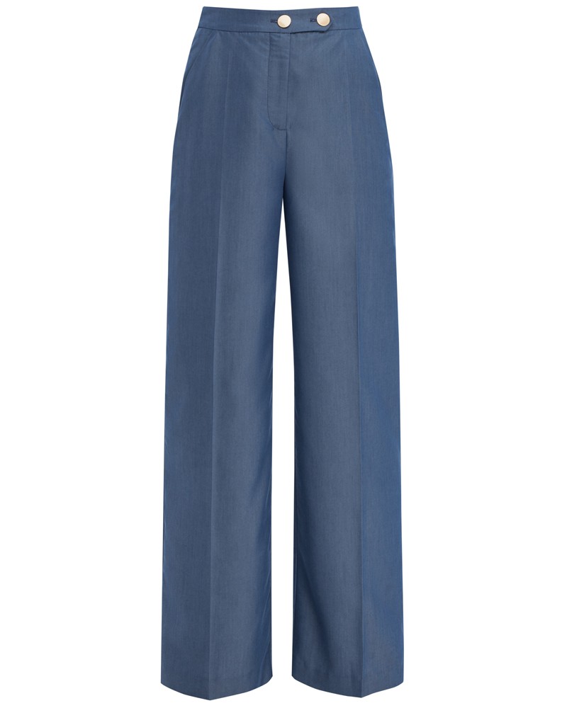 Широкие брюки на высокой талии с затёжкой на две пуговицы и молнию. В сочетаниис обувью на каблуках удлиняют ноги и вытягивают рост.

На модели размер XS