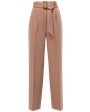 Брюки широкие прямые, цвет: кэмел Allweneed Широкие прямые брюки из плотной вискозы с посадкой на талии. Дополнены длинным поясом в тон изделия с обтяжной пряжкой. Свободный крой и структурированный силуэт позволяет создавать не только деловые, но и расслабленные повседневные образы. Брюки универсальной длины, поэтому легко сочетаются как с плоским ходом, так и с обувью на каблуках.
На модели размер XS