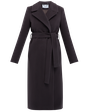 Пальто из плотной шерсти на подкладе. Модель прямого силуэта с английским воротником, классической линией плеча. Дополнено двумя вместительными втачными карманами и поясом из основного материала.
Женственный силуэт пальто и пояс, подчеркивающий талию, делает эту модель идеальным вариантом для любителей классики.

На модели размер XS