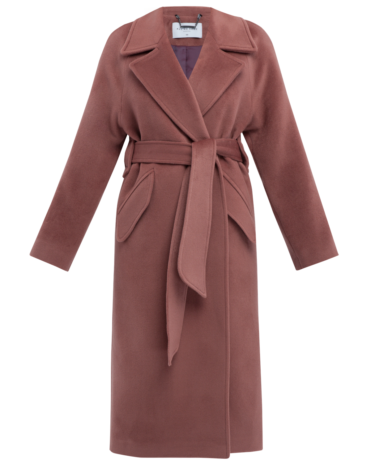 Пальто-халат Flora с рукавом реглан, цвет: пыльно-терракотовый Allweneed Пальто-халат длины миди с клапанами на карманах, рукавом реглан. Дополнено декоративными отстрочками и воротником-стойка с фигурным вырезом. Данная модель красиво подчеркивает женственные формы за счет пояса.
На модели размер XS