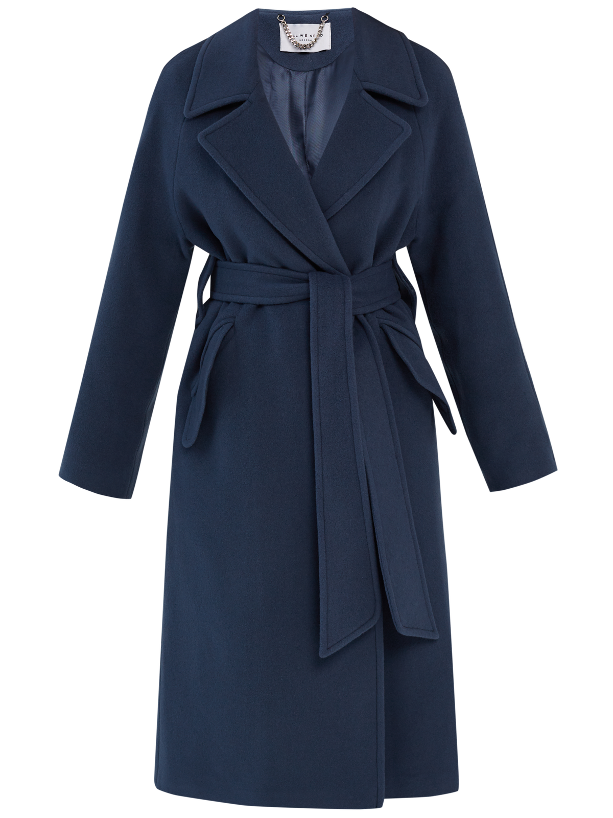 Пальто-халат длины миди с клапанами на карманах, рукавом реглан. Дополнено декоративными отстрочками и воротником-стойка с фигурным вырезом. Данная модель красиво подчеркивает женственные формы за счет пояса.

Пальто утеплено и будет греть вас до -10.

На модели размер XS