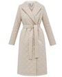 Стеганое пальто, цвет: светло-бежевый Allweneed Однобортное стеганое пальто на тонком синтепоне, прямого силуэта. Полочка с центральной бортовой застежкой на 3 пришивные кнопки. Модель дополнена английским воротником и съемным поясом в тон изделия.
Пальто выдержит холод и будет греть вас до -10 градусов.
На модели размер XS