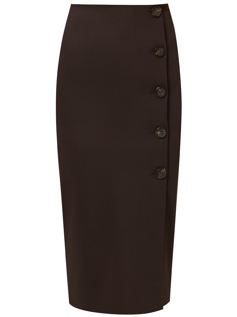 Юбка-карандаш зауженная к низу длины миди. Модель с потайной застежкой на спинке. Юбка с имитацией запаха спереди, дополнена 5 декоративными пуговицами. Образ хорошо дополнят тpикотaжные cвитeра или oбъемные рyбашки.

На модели размер XS