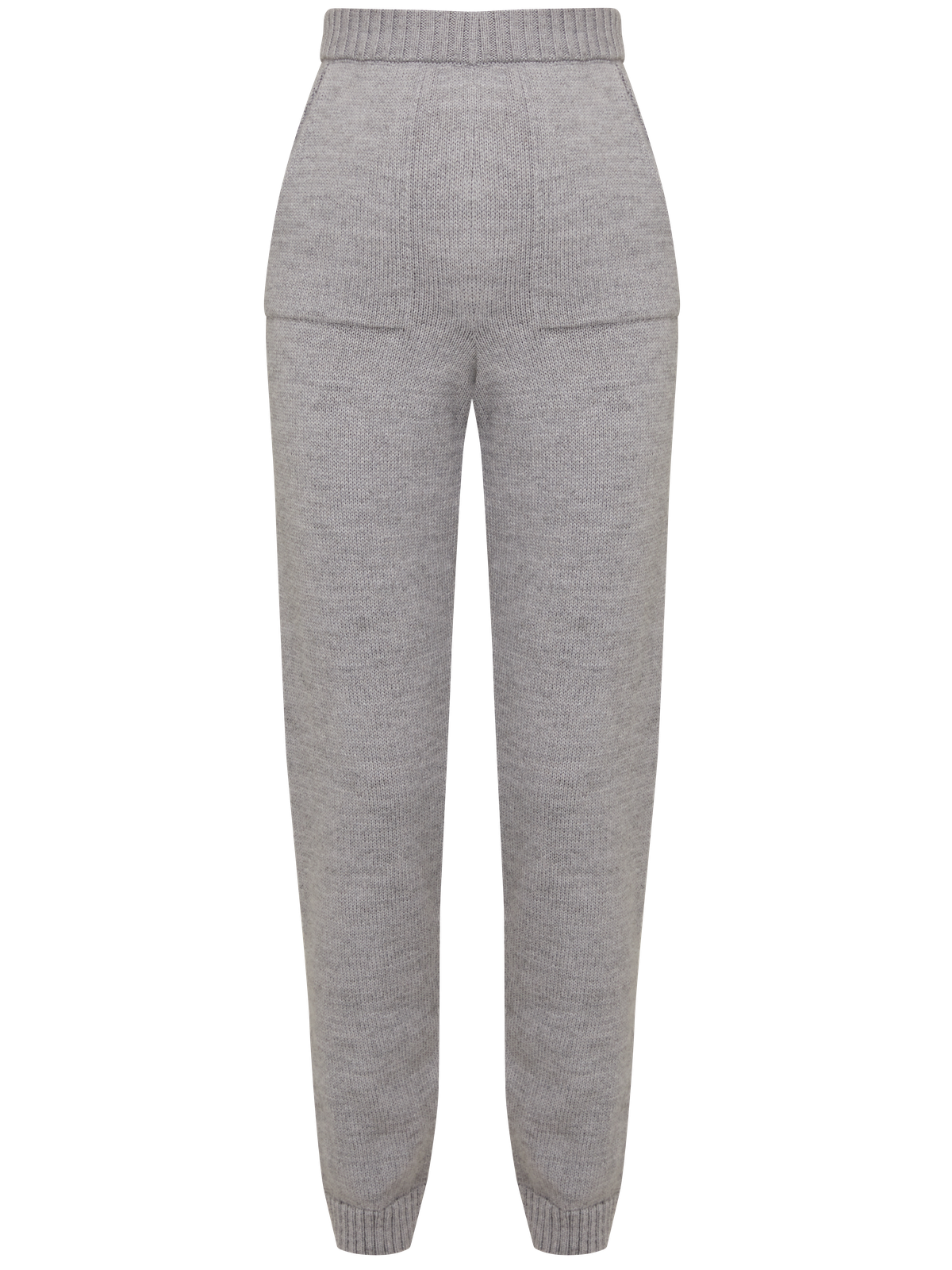 Костюм из вязанного трикотажа, состоящий из кофты и брюк. Кофта свободного силуэта со спущенным плечом. Брюки прямые с резинкой на поясе, зауженные к низу.

На модели размер one size