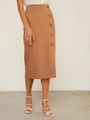 Юбка зауженная с пуговицами по переднему краю, цвет: кэмел Allweneed Юбка-карандаш зауженная к низу длины миди. Модель с потайной застежкой на спинке. Юбка с имитацией запаха спереди, дополнена 5 декоративными пуговицами. Образ хорошо дополнят тpикотaжные cвитeра или oбъемные рyбашки.
На модели размер XS