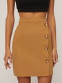 Юбка длины мини с пуговицами по краю, цвет: кэмел Allweneed Прямая юбка длины мини на высокой посадке. модель дополнена 4 декоративными пуговицами по левому боку. Верхний срез обработан отрезным поясом.
Цветомодели кэмел и терракотовый на 35% выполнены из переработанного пластика.
На модели размер XS