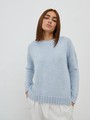 


Джемпер oversize кроя из смесовой шерсти крупной вязки. Круглая горловина, манжеты и низ с ребристой окантовкой. Приспущенная плечевая линия.

На модели размер M/L