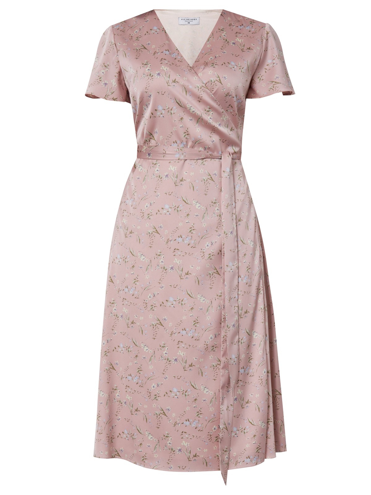 


Лаконичное платье миди с драпировкой на запах. Рукава-крылышки и мягкий пояс на талии усиливают жентсвенность силуэта. Дополните образ невесомыми босоножками.

На модели размер XS