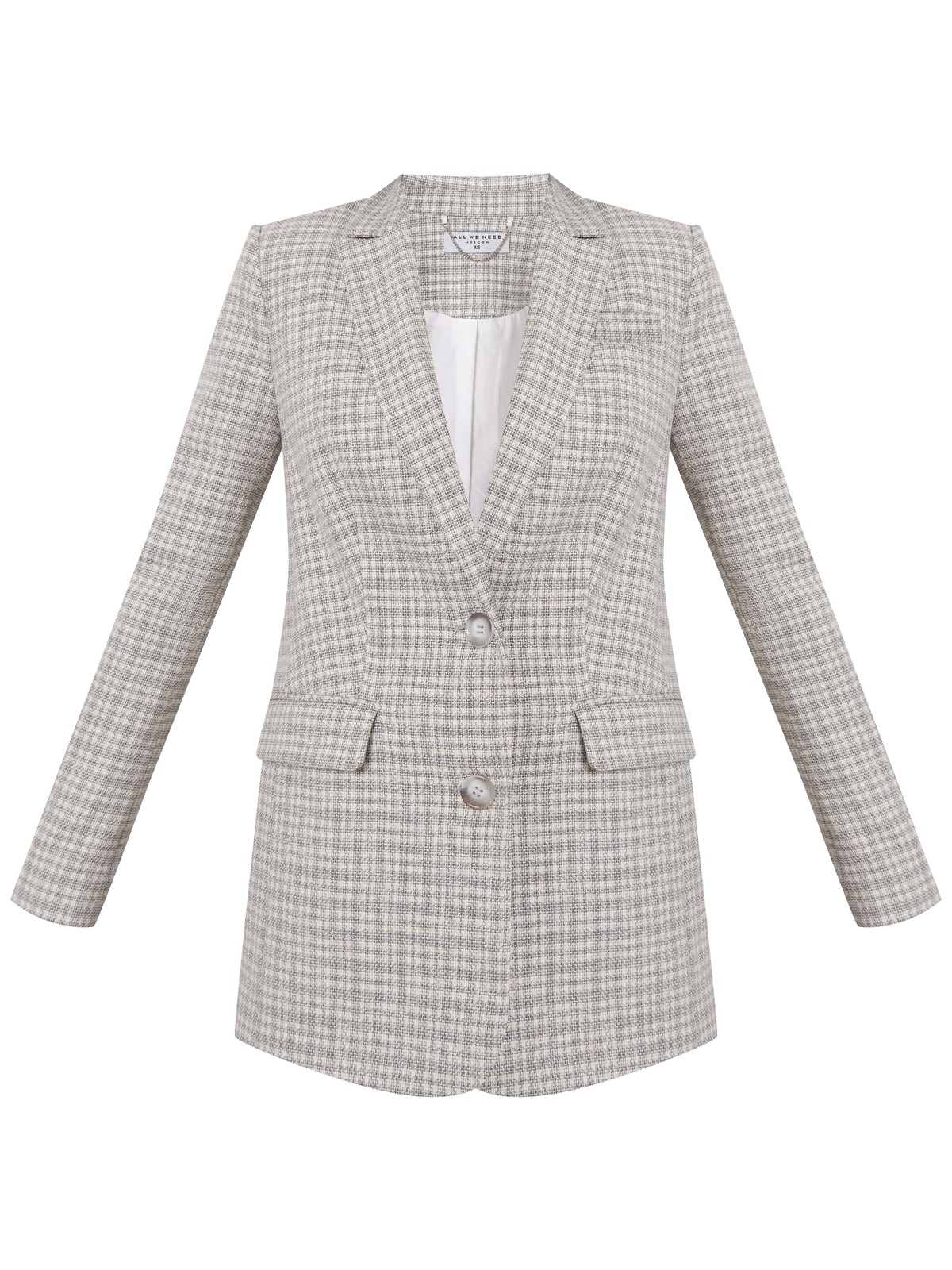 




Однобортный жакет оформлен острыми лацканами и 1 рядом однотонных пуговиц, вытягивающих силуэт. Костюмная двойка - беспроигрышное сочетание, куда бы вы его ни надели. В комплект к жакету в коллекции можно подобрать юбку или шорты из такой же ткани.

На модели размер XS