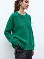 Свитер с круглым вырезом, цвет: зеленый Allweneed Хлопковый свитер крупной вязки с круглым вырезом. В нем удобно и уютно, его обладательница будет выглядеть как никогда женственно и изящно. Нежный хлопок дышит и позволяет поддерживать оптимальный температурный режим.
На модели размер one size