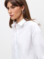 Рубашка oversize, цвет: белый Allweneed Рубашка oversize кроя с отложным воротником изастежкой на пуговицы. Длинные рукава с классическими манжетами. Слегка удлиненная спинка. Носите навыпуск или заправленной в контрастную юбку, шорты или брюки.
На модели размер XS/S