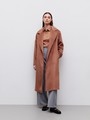 Пальто-халат, цвет: кэмел Allweneed
Наш бестселлер, пальто-халат с отложным воротником и треугольными лацканами. Теплая шерсть с мягким отливом - лучший материал для демисезонного пальто. Мы любим это пальто за мягкий нрав: свободный фасон без застежки, широкий пояс, которым можно подчеркнуть талию или оставить пальто распахнутым при желании. Лаконичность линий делает его универсальным для практически любого образа и стиля.
Температурный режим до +5 C.
На модели размер XS