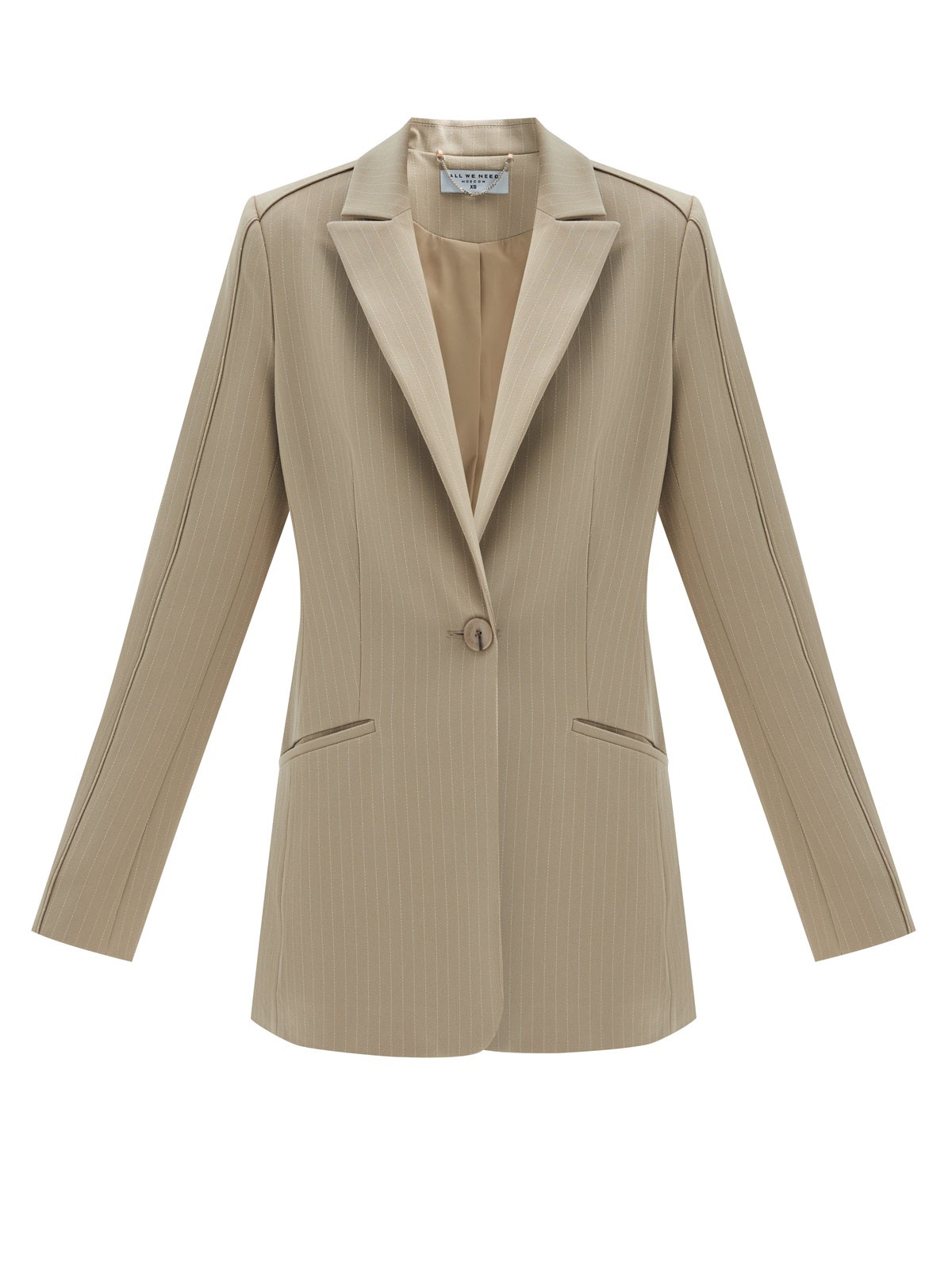 Однобортный приталенный жакет, цвет: КОФЕЙНЫЙ В ПОЛОСКУ Allweneed
В этом сезоне мы решили разнообразить модели oversize и добавили в коллекцию однобортный приталеный жакет. Универсальная длина до середины бедра, застёжка на 2 пуговицы, 2 кармана с листочкой. Декоративный шов с кантиком на рукаве и плече. Эта модель отлично подчеркивает талию. Мы рекомендуем носить с актуальной в новом сезоне мини-юбкой и брюками-клёш полной длины. Три цвета на ваш выбор: молочный, черный и кофейный в полоску.
На модели размер XS