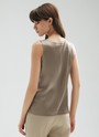 Топ с широкими бретелями , цвет: серо-бежевый Allweneed
Топ из ткани атласного переплетения, которая деликатно переливается на солнце. Широкие бретели для вашего комфорта. Мы добились прекрасной посадки по фигуре благодаря шву на спинке и нагрудным вытачкам. Можно носить комплектом с атласной юбкой из коллекции или сочетать с любимыми джинсами на каждый день. Обратите внимание, что состав модели различается в разных цветовых исполнениях. Да, нам тоже сложно определиться с одним оттенком.
На модели размер XS
