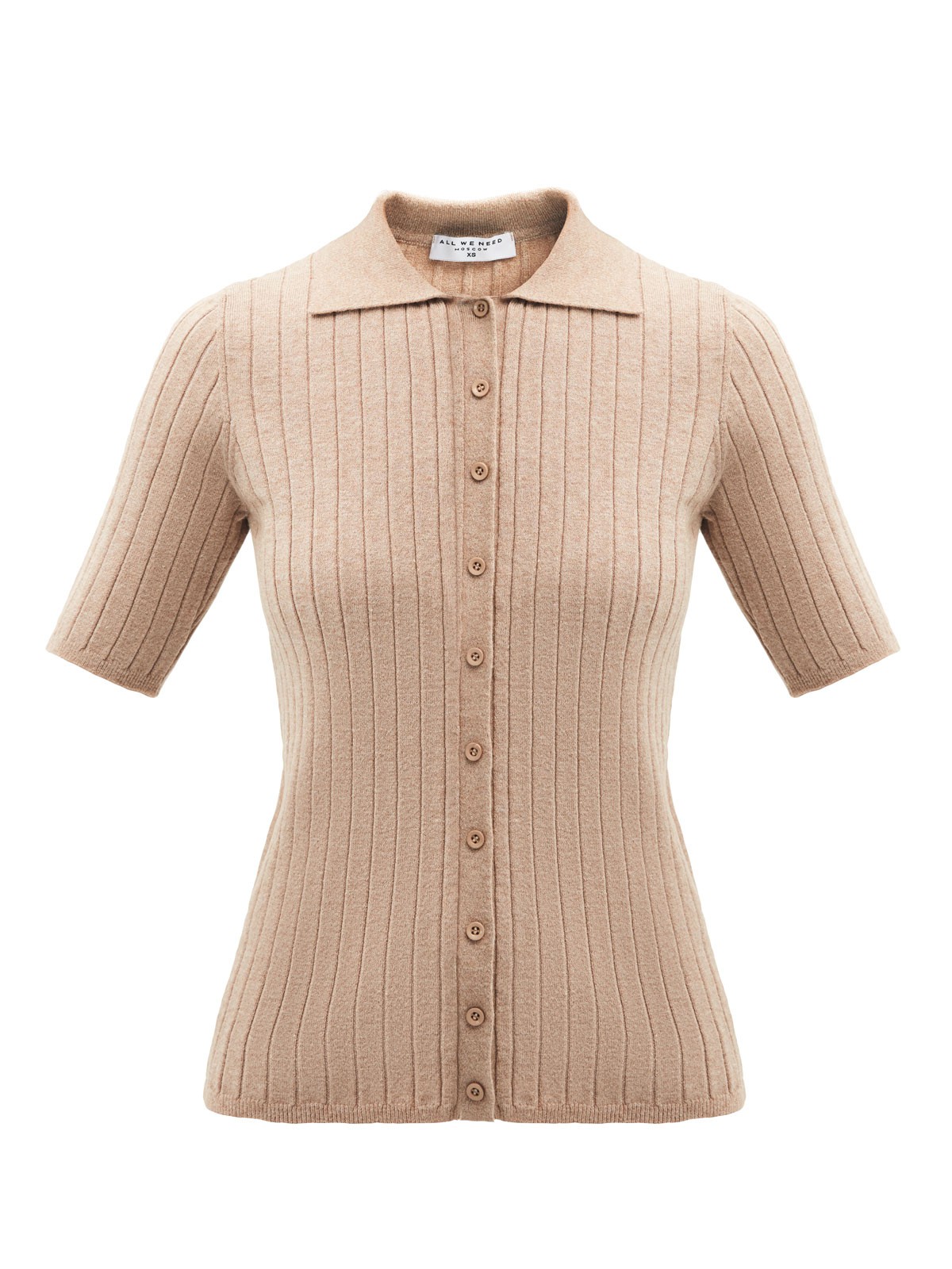 Вязаный кардиган с воротничком, прямой, свободный, цвет: кэмел Allweneed Вязанный кардиган природных оттенков. С воротничком и пуговицами по всей длине, что позволяет играть со стилизацией. Кардиган приятный к телу и не колется.
На модели размер XS