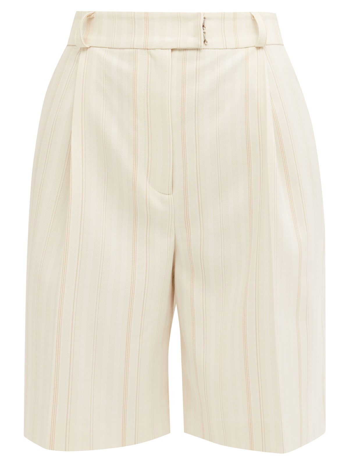Шорты-бермуды, цвет: Молочный в полоску Allweneed
Шорты-бермуды удлиненные. Шорты брючного кроя со стрелками и складкой на полочке. Посадка на талии и шлевки на поясе для ремня. Мы изготовили шорты из тонкой костюмной ткани и изо льна, поэтому их можно носить каждый день и теплой весной, и жарким летом. Подберите к шортам жакет из коллекции в тон. Четыре оттенка на ваш выбор.
На модели размер S