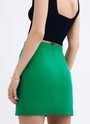 Юбка-мини , цвет: зеленый Allweneed
Мини-юбка с потайной молнией. Посадка на уровне талии, чтобы подчеркнуть женственные изгибы. Юбка с подкладочной тканью. Мы изготовили модель изо льна, поэтому в ней будет комфортно в любую погоду. К юбке подберите жакет из коллекции и сочетайте с шелковым топом или футболкой.
На модели размер XS