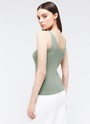 ТОП ИЗ ВЯЗАНОГО ТРИКОТАЖА, цвет: светло-зеленый Allweneed
Топ из вязаного полотна. Комфортной ширины бретели и красивая зона декольте. Это изделие слегка облегает и подчеркивает красоту фигуры. Носите с обычными джинсами или с юбками для женственных образов.
На модели размер XS
