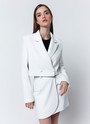 Кроп-Жакет, цвет: Молочный в полоску Allweneed
Укороченный двубортный жакет на двух пуговицах акцентная модель коллекции, чтобы ощутить себя героиней фильма из 00-х. Свободный силуэт и лаконичный крой. Для жакета выбрали плотную и мягкую костюмную ткань, которая отлично держит форму. Изделие на подкладочной ткани. Рекомендуем носить жакет в комплекте с юбкой из новой коллекции.
На модели размер XS