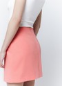 Юбка Мини, цвет: коралловый Allweneed
Юбка длины мини с имитацией запаха. Пуговицы, обтянутые собственной тканью и накладные клапаны. Посадка на талии. Мы изготовили модель из прочной костюмной ткани, благодаря этому юбка хорошо садится по фигуре. Прекрасно смотрится с укороченным жакетом.
На модели размер XS