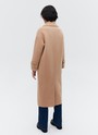 Пальто-кокон двубортное из шерсти и кашемира, цвет: кэмел Allweneed Свободное пальто из премиальной шерсти на пуговицах. Мы выполнили модель из итальянской шерсти и нежного кашемира, который дарит благородный сатиновый блеск. Актуальный силуэт кокон, длина миди и шлица сзади для удобства движений. Линия плеча немного спущена, застежка на четыре контрастные пуговицы и прорезные по диагонали карманы с клапанами. Пальто дополнит осенние образы с джинсами и брюками, с платьями-свитерами и высокими сапогами.
Температурный режим до +5 C
На модели размер XS