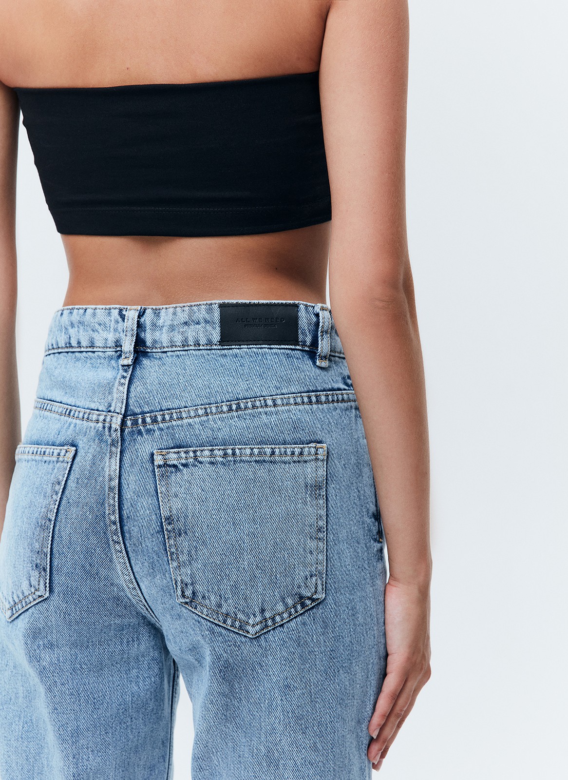 Джинсы Straight fit со средней посадкой, цвет: ГОЛУБОЙ 1 Allweneed Модель джинс из хлопка,длинные прямые со средней посадкой. Визуально вытягивают фигуру. Отлично подойдут на каждый день.