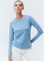 Лонгслив, цвет: серо-голубой Allweneed
Лонгслив из мягкого трикотажа. Слегка приталенная модель. Круглая горловина и классическая линия плеч. Ткань очень приятна на ощупь создает ощущение нежных прикосновений к телу. Это изделие будет интересно смотреться на контрасте с широкими джинсами или брюками.