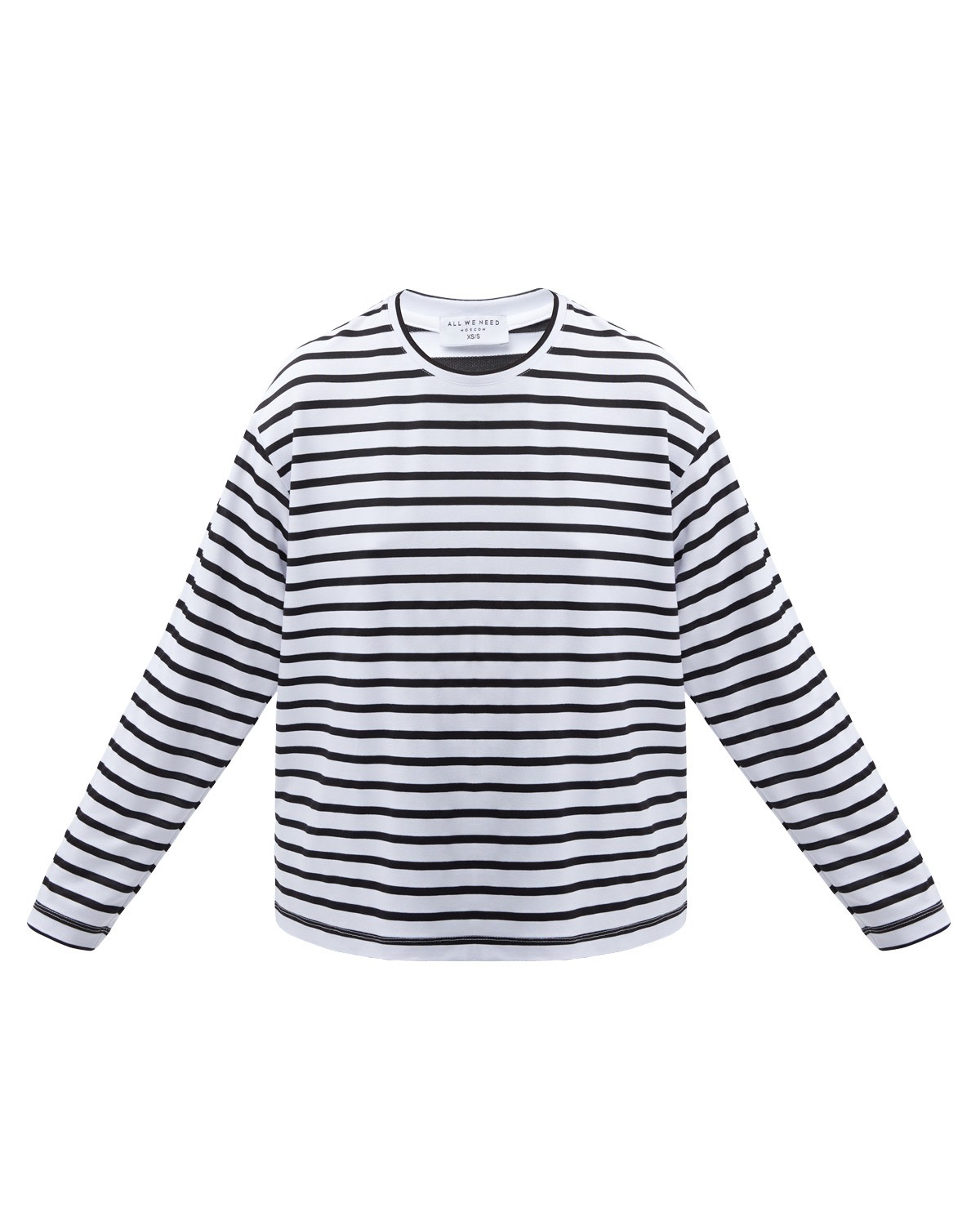 Лонгслив в полоску с разрезом, цвет: белый в черную полоску Allweneed Лонгсливсвободного кроя из мягкого трикотажного полотна. Актуальный удлиненный рукав и спущенная пройма. Акцентная деталь модели разрезы по боковым швам. Принт в полоску, который будет всегда популярен. Благодаря приятной на ощупь ткани и отличному составу, вам будет комфортно в лонгсливецелый день. Мы советуем носить эту модель с классическими джинсами и юбками любой длины.