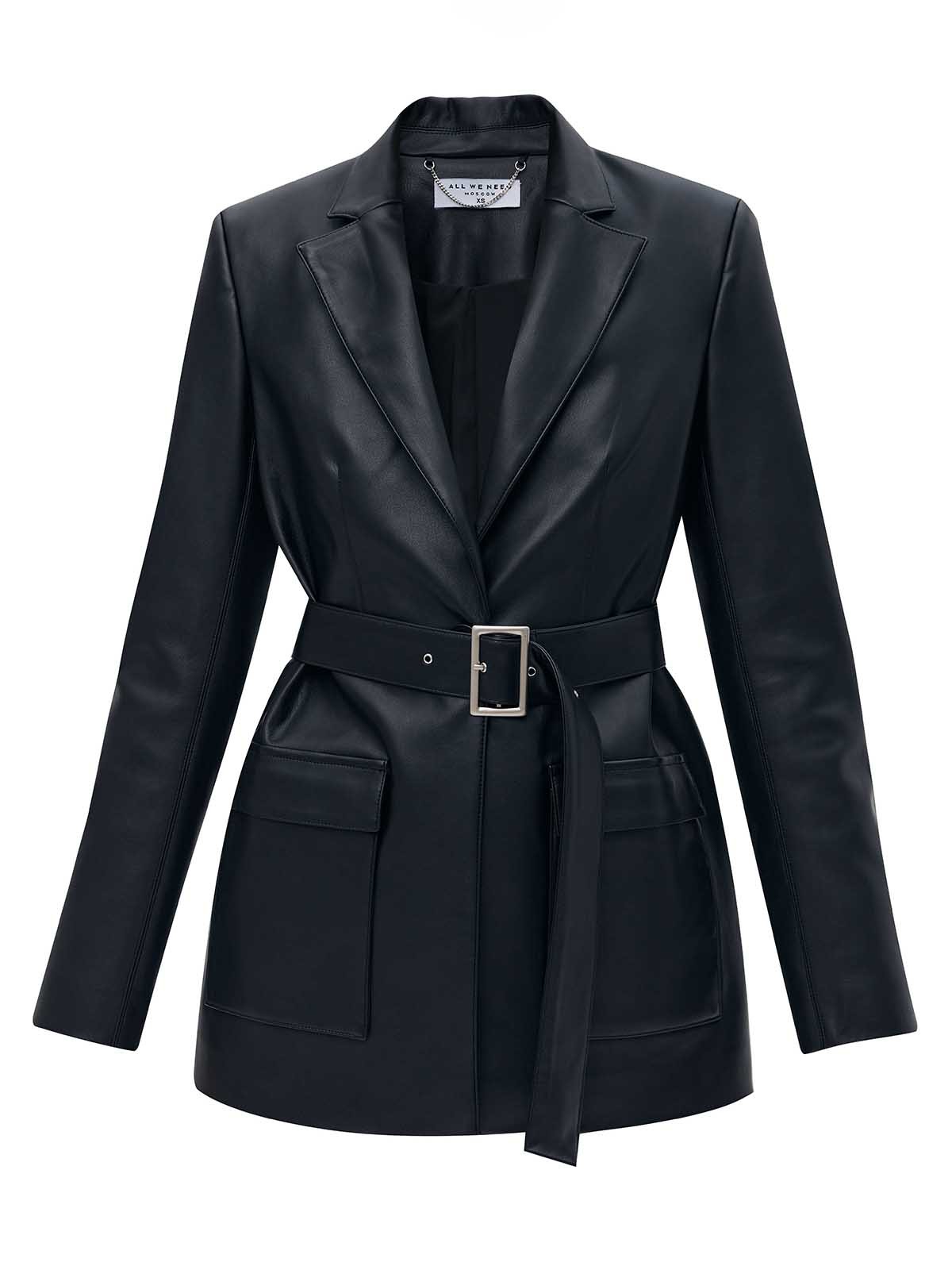 Однобортный жакет из экокожи, цвет: Черный Allweneed
Однобортный жакет из экокожи. Модель с акцентом на талии для женственного силуэта. Пояс в тон и два накладных кармана. Мы создали модель с классической линией плеча, которая обеспечивает красивую посадку. Изделие можно сочетать как с базовыми джинсами, так и с вечерними платьями и юбками. Вы также можете придумать себе чувственный образ, чтобы обратить на себя чуть больше внимания.