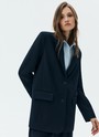 Жакет объёмный однобортный, цвет: темно-синий Allweneed
Жакет свободного кроя. Приятная к телу костюмная ткань, которая хорошо держит форму. Два накладных кармана для того, чтобы спрятать телефон. Застежка на две пуговицы в тон. Акцентная линия плеча создает уверенный образ. Мы создали модель с посадкой чуть ниже бедра, чтобы фигура визуально становилась стройнее. Сочетайте с брюками из комплекта или носите отдельно.