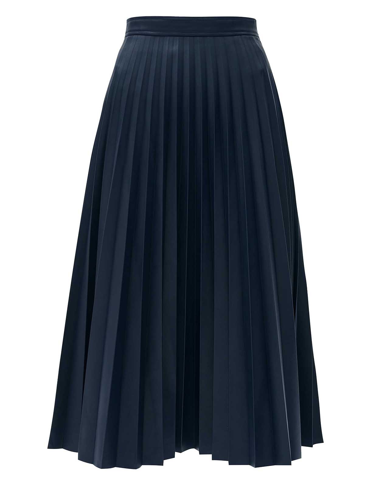 


Юбка-гофре из мягкой экокожи на ворсовой основе. Модель на поясе. Материал хорошо держит форму, поэтому вы можете быть спокойны за внешний вид изделия даже после активного дня. Для комфорта мы добавили потайную молнию в боковом шве. Мы уже продумали в голове образ для свидания, с водолазкой и аккуратными украшениями. Изделие можно надевать как летом, так и зимой.