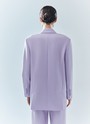 Объемный жакет "с мужского плеча", цвет: лавандовый Allweneed Жакет с объёмной линией плеча. Принадлежит к костюмной группе, ставшей основной в нашей новогодней капсуле. Шлица на спинке для декора и комфорта. Два кармана и пуговицы на рукаве. Мы создали слегка удлинённую модель свободного кроя, которая подходит девушкам с разным ростом. Приятная костюмная ткань имеет деликатный отблеск и хорошо держит форму. В праздник наденьте его с брюками из коллекции или с женственным платьем-комбинацией из тонкой вискозы. Представлен в трёх цветах: сиреневый рассказывает о тихом утре 1 января, красный апельсин символизирует мандарины и гирлянды, а белый это чистый зимний снег.