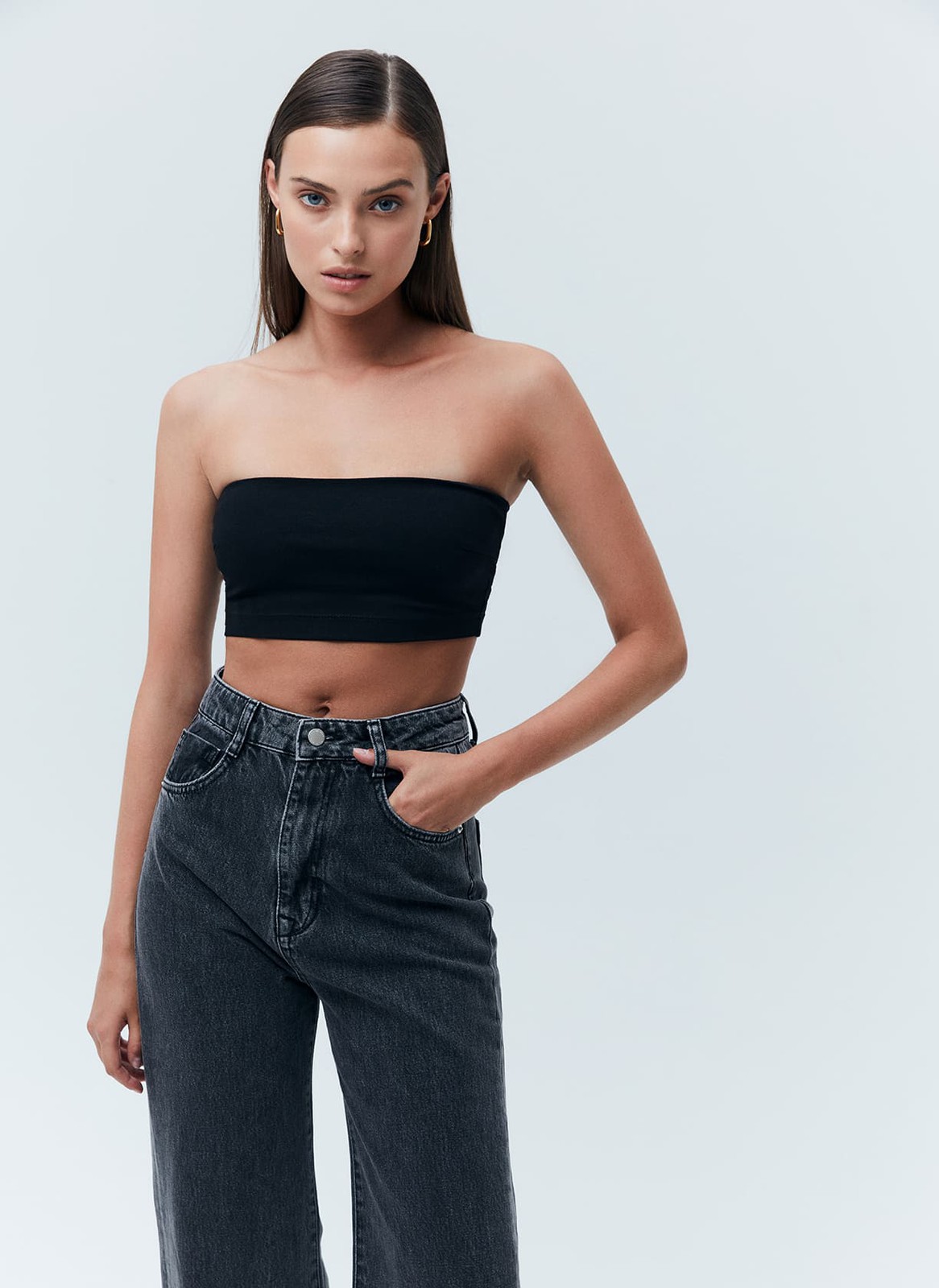 Джинсы широкие полной длины, цвет: серый Allweneed Джинсысвободного кроя из хлопка,с высокой посадкой. Плотный деним позволяет держать форму и красиво облегать линию бедра. Необработанный край. Мы выполнили модель из нашего премиального, 100% хлопкового денима, с авторской варкой и брендированной фурнитурой высокого качества.