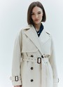 Тренч, цвет: Молочный Allweneed
Плащ двубортного кроя с застёжкой на крупные контрастные пуговицы. Отлетная кокетка, А-силуэт, манжеты для фиксации рукава и длинный пояс на талии добавляют образу лёгкости, а цветовая гамма создаёт поистине весеннее настроение. Мы любим плащ за то, что с ним можно составлять женственные образы в духе француженок.